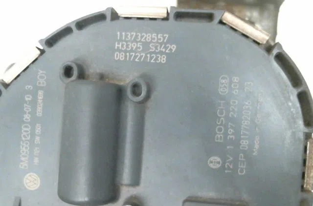 Moteur essuie-glace av droit Volkswagen GOLF PLUS V (5M1, 521) 1.9 tdi (2005-2009) 5 portes occasion
