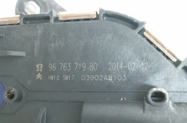 Moteur essuie-glace av gauche Citroën C4 GRAND PICASSO II (DA_, DE_) 1.6 hdi - bluehdi 115 (2013) occasion