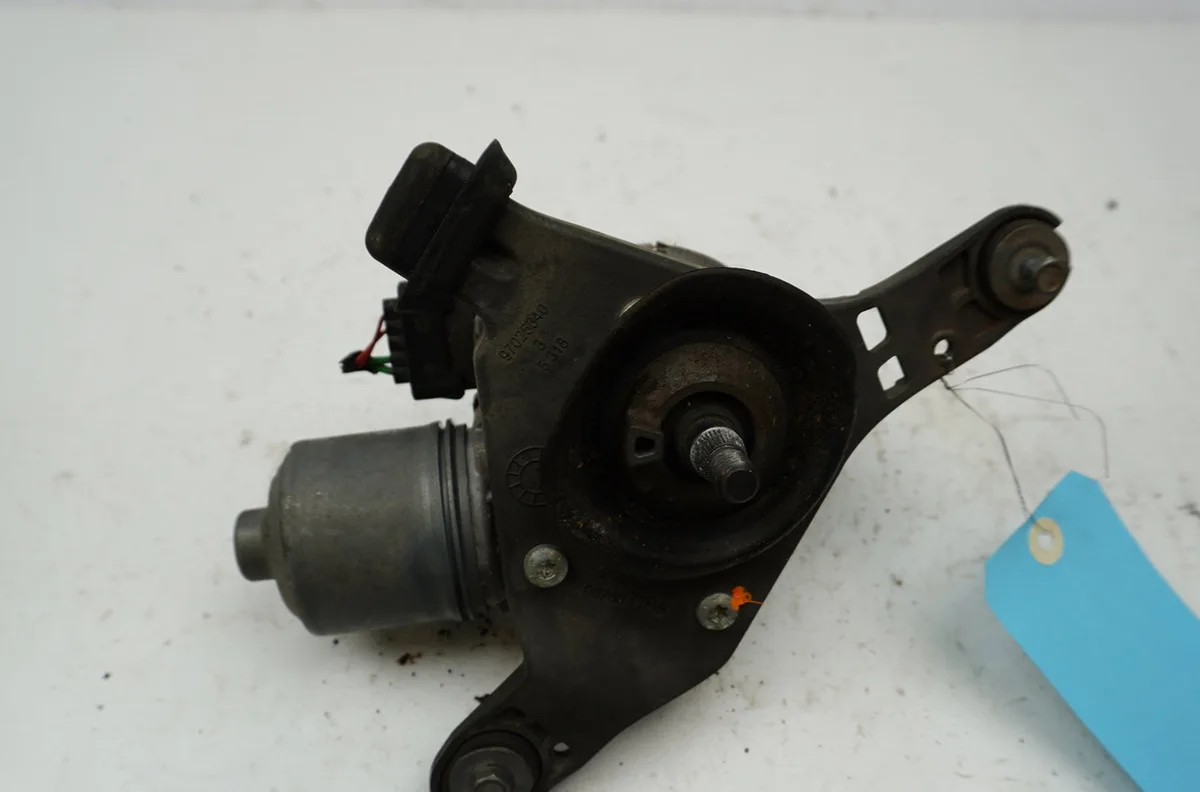 Moteur essuie-glace av gauche Citroen C4 GRAND PICASSO II (DA_, DE_) 1.6 hdi - bluehdi 115 (2013) occasion