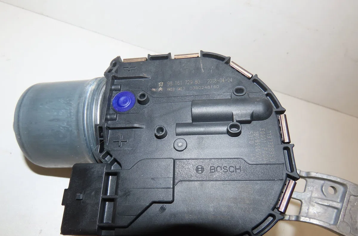 Moteur essuie-glace av gauche Citroen C4 GRAND PICASSO II (DA_, DE_) 1.6 thp 165 (2014) occasion