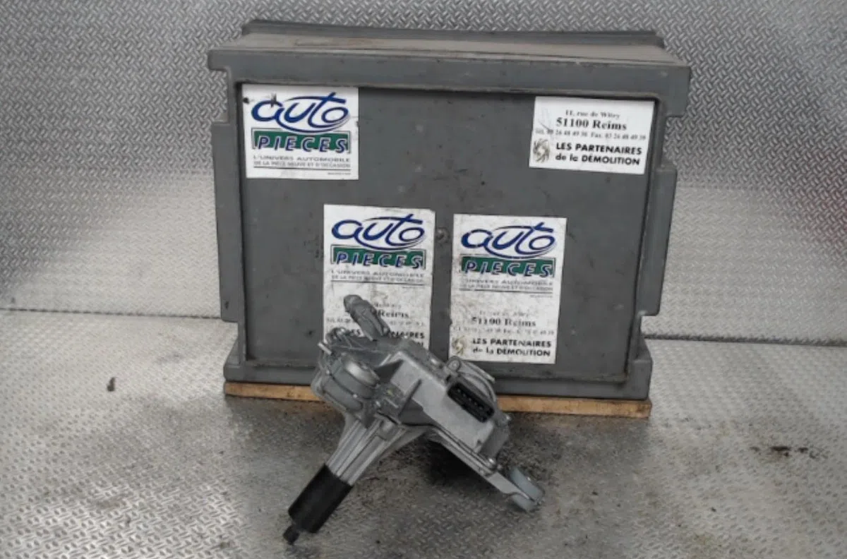 Moteur essuie-glace av gauche Citroen C4 PICASSO I Monospace (UD_) 1.6 hdi (2007-2013) 5 portes occasion