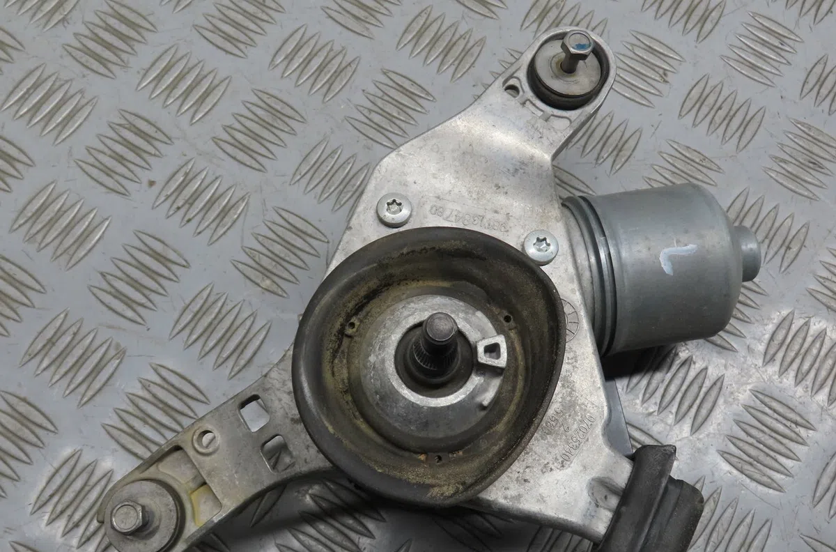 Moteur essuie-glace av gauche Citroen C4 PICASSO II 1.2 thp 130 (2014) occasion