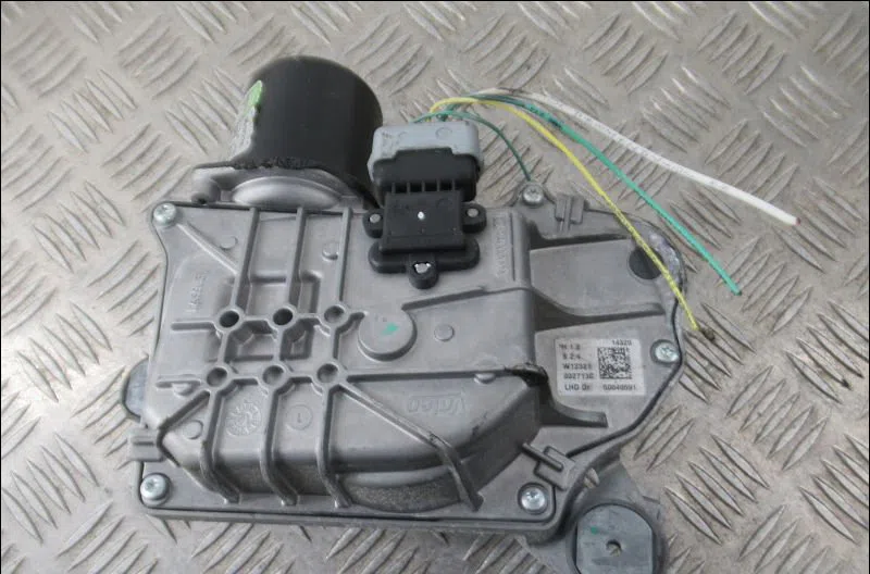 Moteur essuie-glace av gauche Citroen DS5 2.0 hdi 135 (2011-2015) occasion