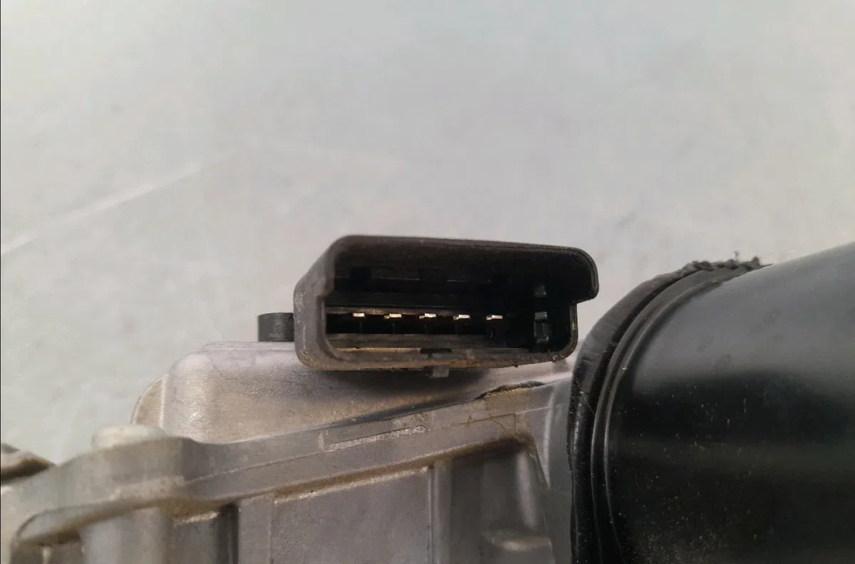 Moteur essuie-glace av gauche Ds DS 5 (KF_) 1.6 thp 165 (kf5gzt) (2015-2018) occasion