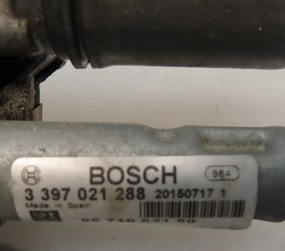 Moteur essuie-glace av gauche Peugeot 3008 Monospace (0U_) 1.6 bluehdi 120 (2014-2016) occasion