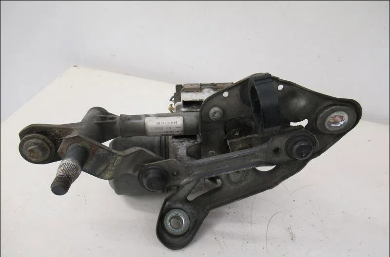 Moteur essuie-glace av gauche Peugeot 3008 Monospace (0U_) 1.6 hdi (2009-2016) 5 portes occasion