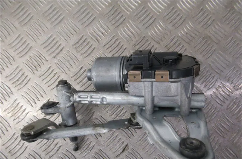 Moteur essuie-glace av gauche Peugeot 3008 Monospace (0U_) 2.0 hdi hybrid4 (0urhca) (2011-2016) occasion