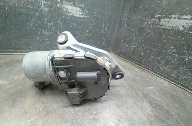 Moteur essuie-glace av gauche Peugeot 407 (6D_) 3.0 (6dxfvj) (2004-2010) occasion