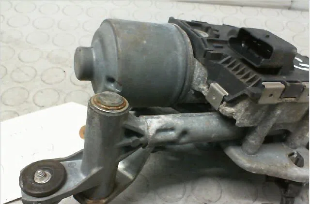 Moteur essuie-glace av gauche PEUGEOT 407 Phase 1 04-2004--07-2008 2.0 HDI 136ch occasion