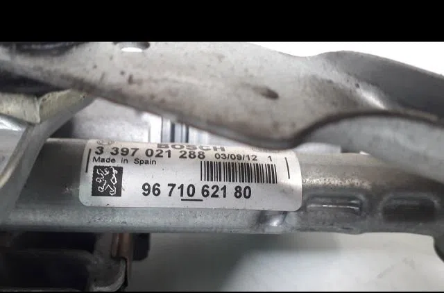 Moteur essuie-glace av gauche Peugeot 5008 (0U_, 0E_) 1.6 hdi (2010-2017) 5 portes occasion
