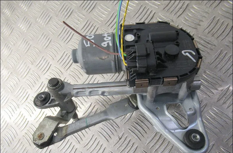 Moteur essuie-glace av gauche Peugeot 5008 (0U_, 0E_) 1.6 hdi (2010-2017) occasion