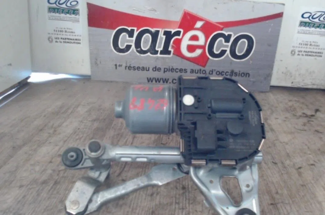 Moteur essuie-glace av gauche PEUGEOT 5008 1  5008 1 PHASE 1 occasion