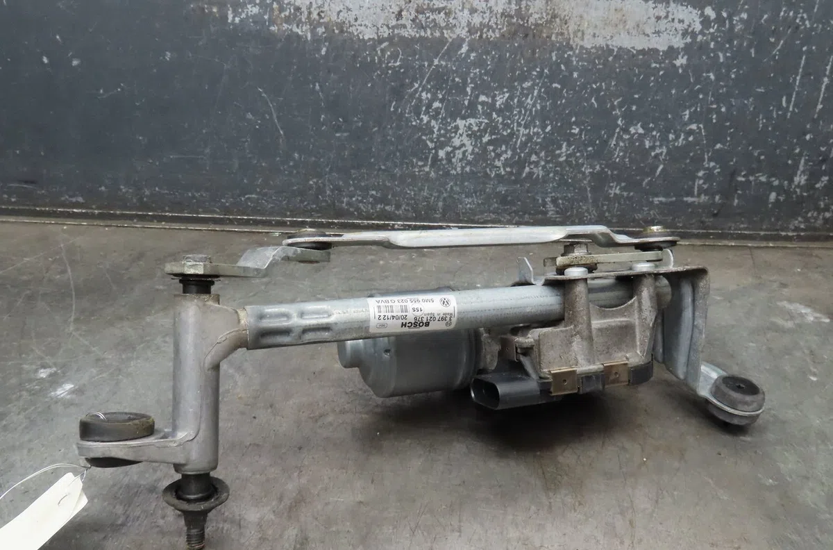 Moteur essuie-glace av gauche Volkswagen GOLF PLUS V (5M1, 521) 1.4 tsi (2006-2008) occasion