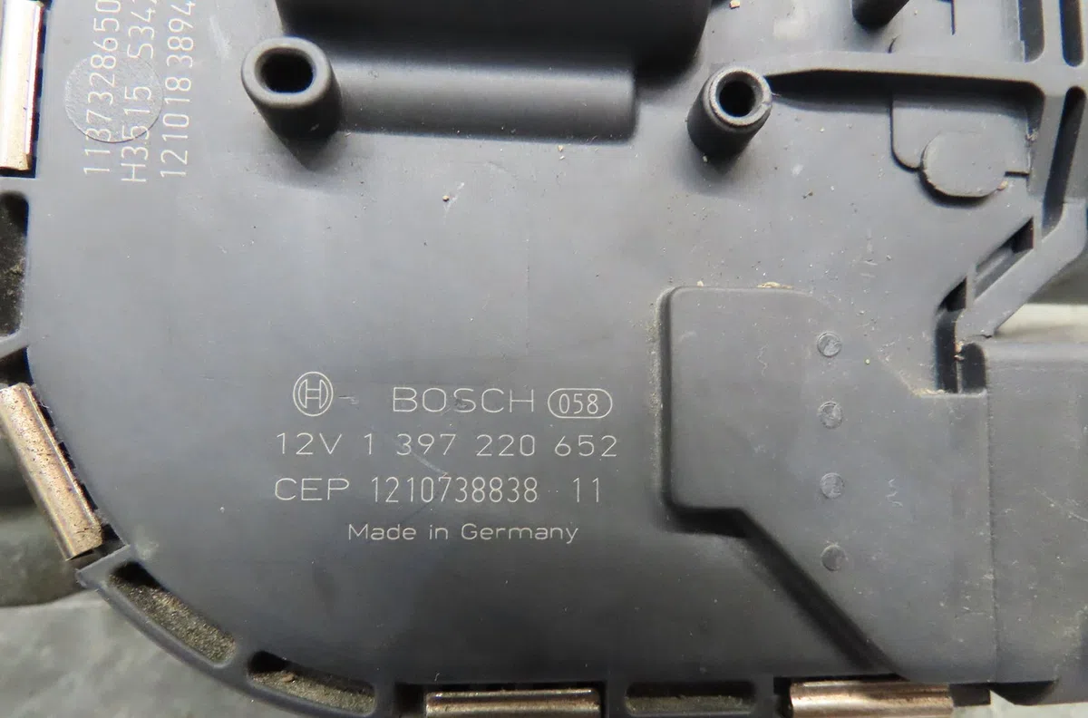 Moteur essuie-glace av gauche Volkswagen GOLF PLUS V (5M1, 521) 1.4 tsi (2006-2008) occasion