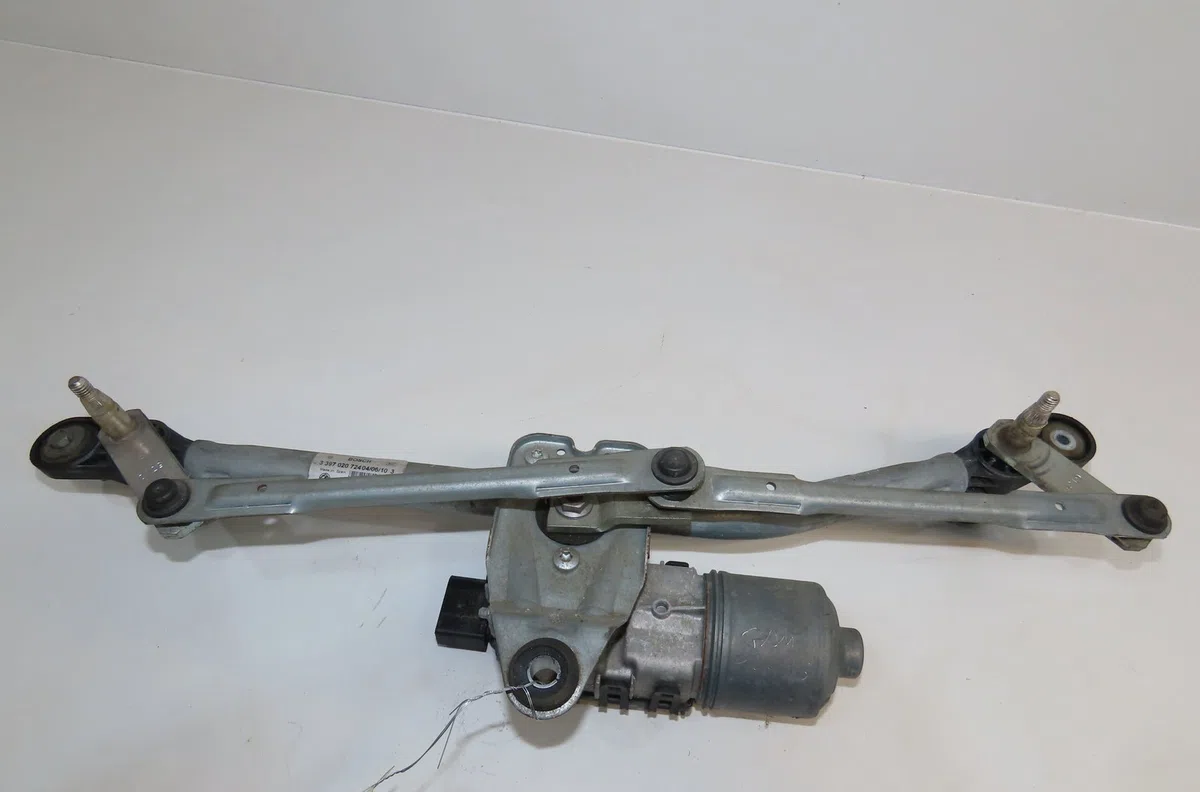Moteur essuie-glace avant Alfa romeo 159 Sportwagon (939_) 1.9 jtdm 8v (939bxe1b) (2006-2011) occasion