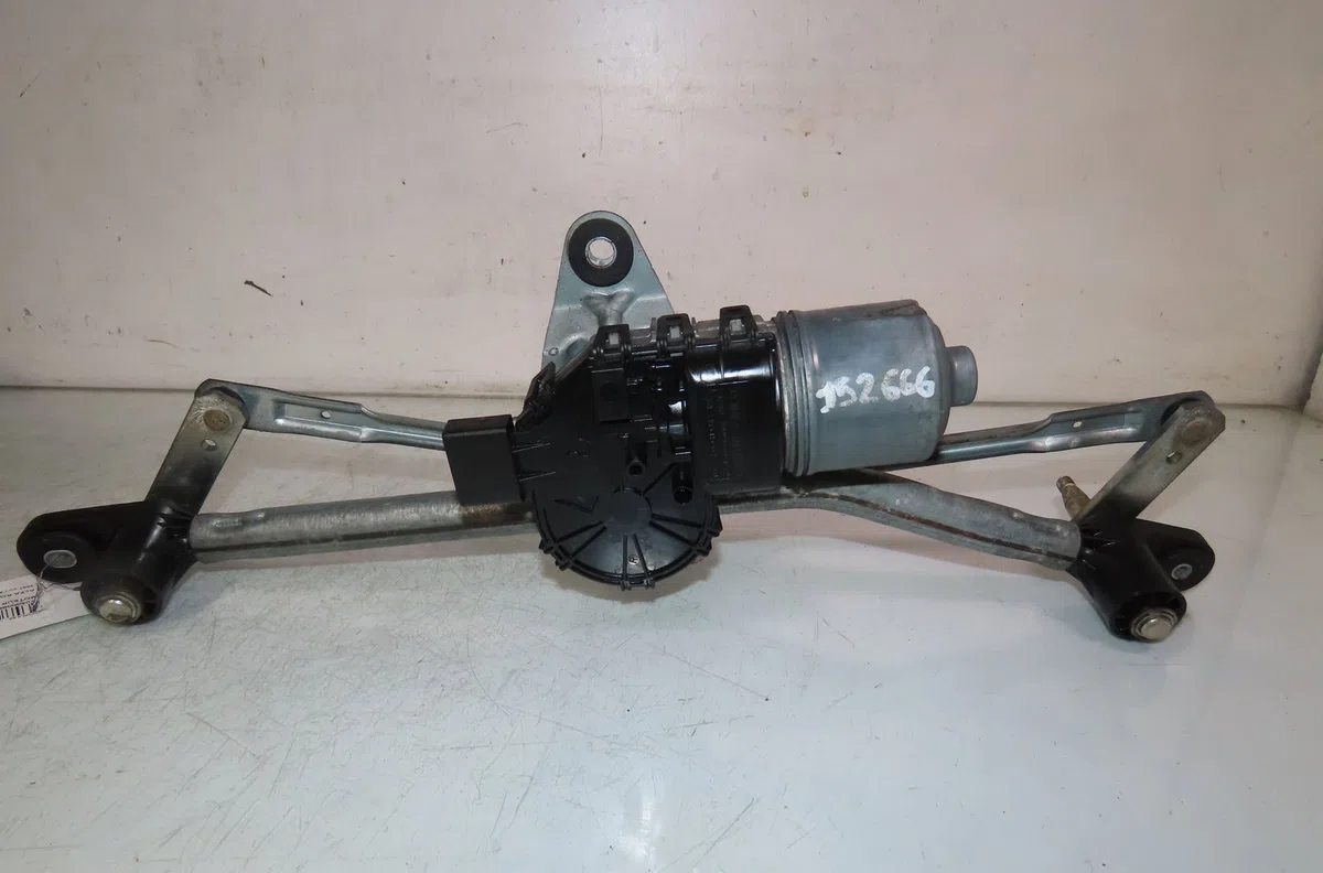 Moteur essuie-glace avant Alfa romeo 159 Sportwagon (939_) 3.2 jts q4 (939bxg2b, 939bxg22) (2006-2011) occasion