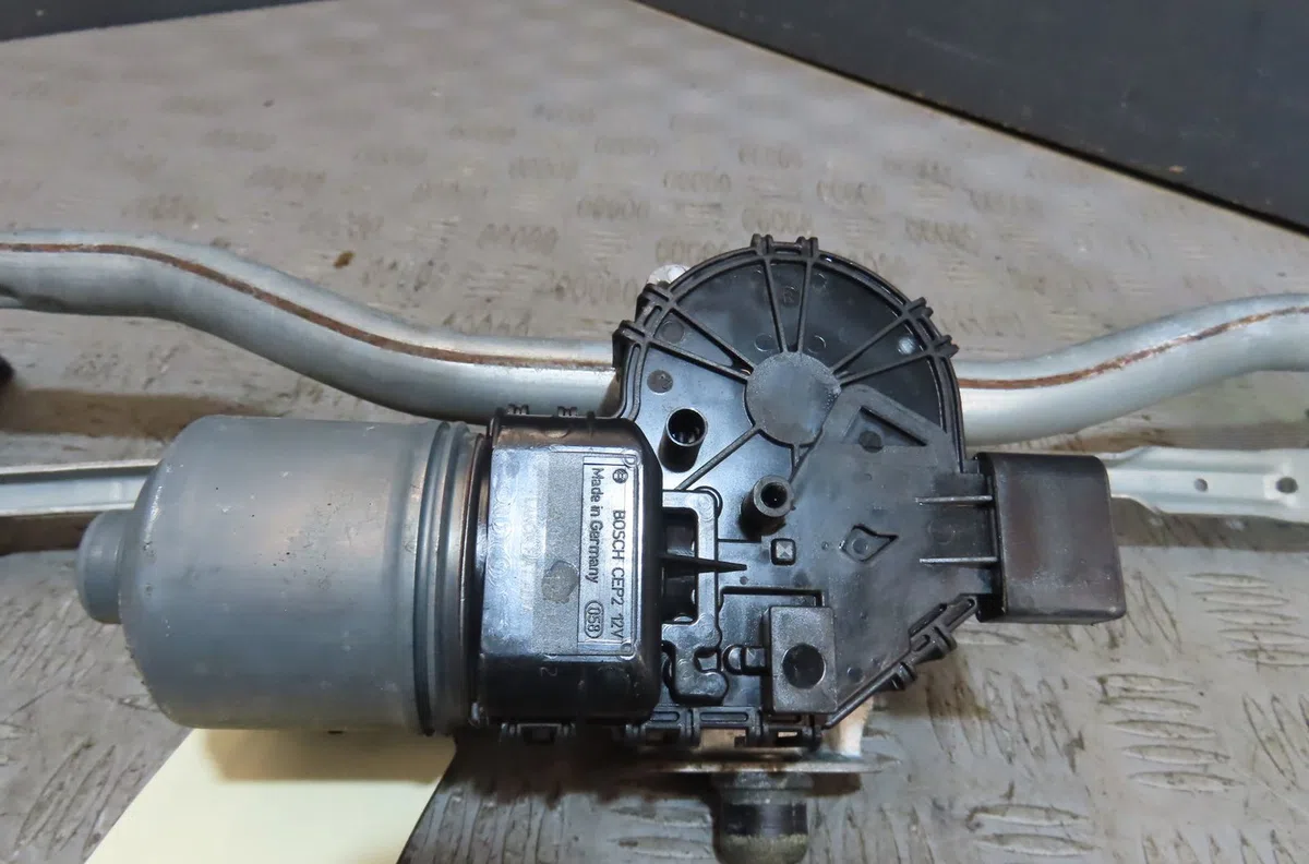 Moteur essuie-glace avant Alfa romeo GIULIETTA (940_) 2.0 jtdm (940.fxl1a) (2010-2020) occasion