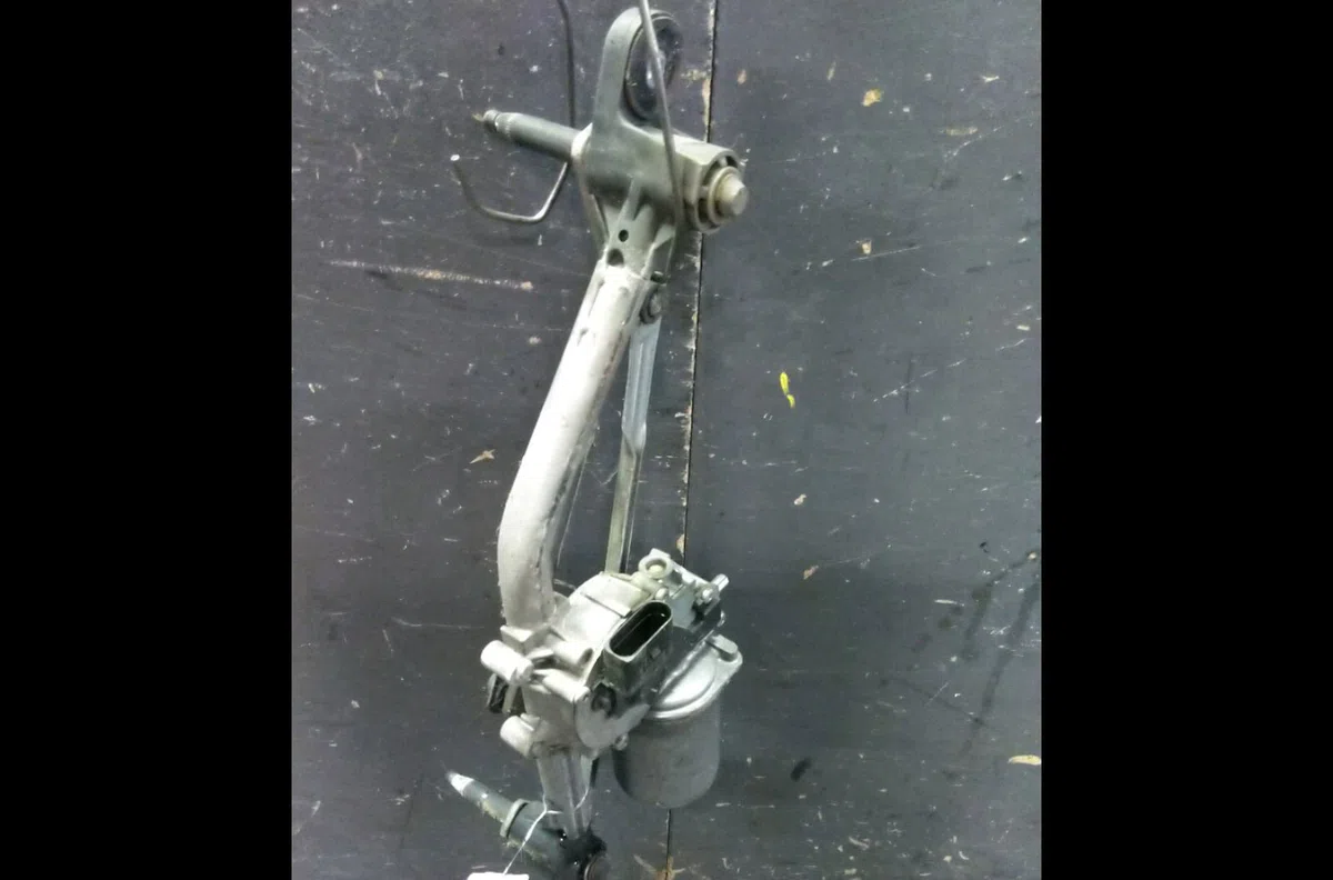 Moteur essuie-glace avant ALFA ROMEO MITO 2010 occasion