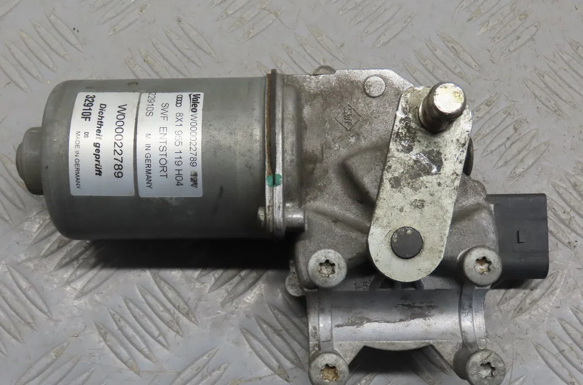 Moteur essuie-glace avant Audi A1 (8X1, 8XK) 1.2 tfsi (2010-2015) occasion