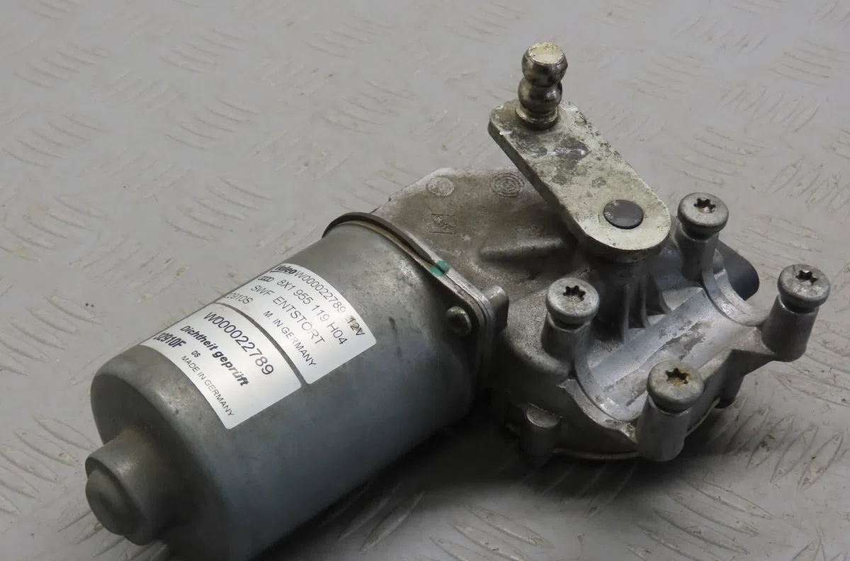 Moteur essuie-glace avant Audi A1 (8X1, 8XK) 1.2 tfsi (2010-2015) occasion