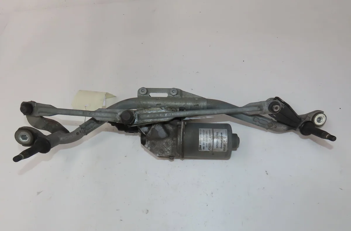 Moteur essuie-glace avant Audi A1 Sportback (8XA, 8XF) 1.6 tdi (2011-2015) occasion