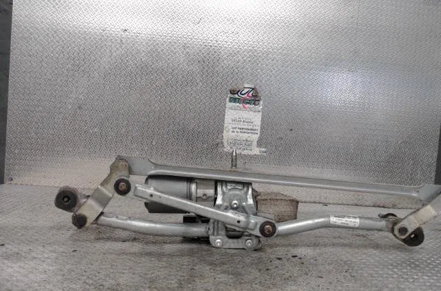 Moteur essuie-glace avant Audi A3 (8P1) 1.6 tdi (2009-2012) occasion