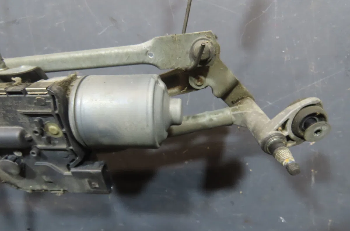 Moteur essuie-glace avant Audi A3 Sportback (8PA) 2.0 tdi 16v (2004-2013) 5 portes occasion