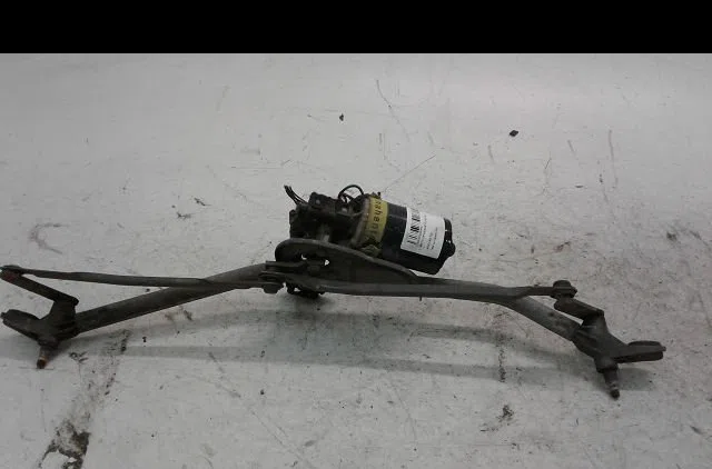 Moteur essuie-glace avant Audi A4 B5 (8D2) 1.9 tdi (1995-2000) 4 portes occasion