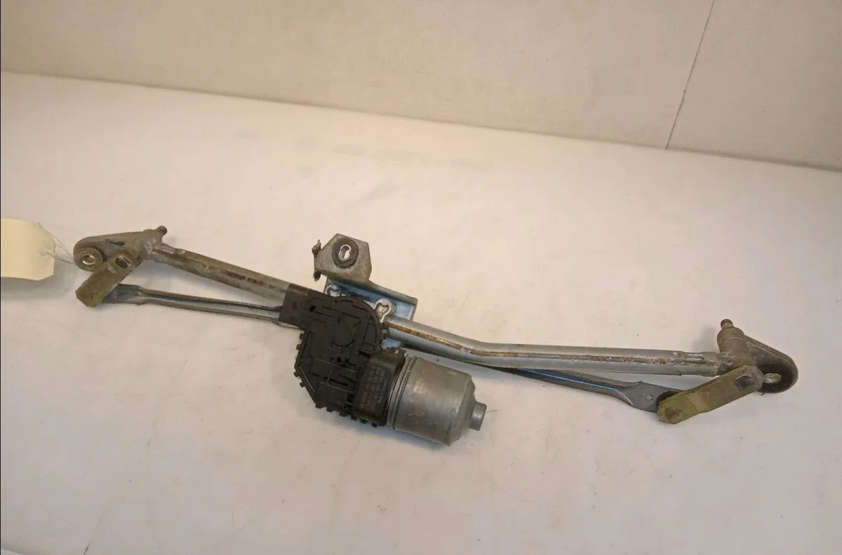 Moteur essuie-glace avant Audi A4 B7 Avant (8ED) 2.0 tdi (2004-2008) occasion