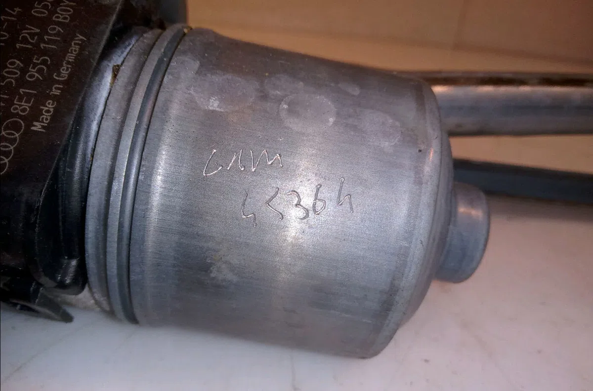 Moteur essuie-glace avant Audi A4 B7 Avant (8ED) 2.0 tdi (2004-2008) occasion