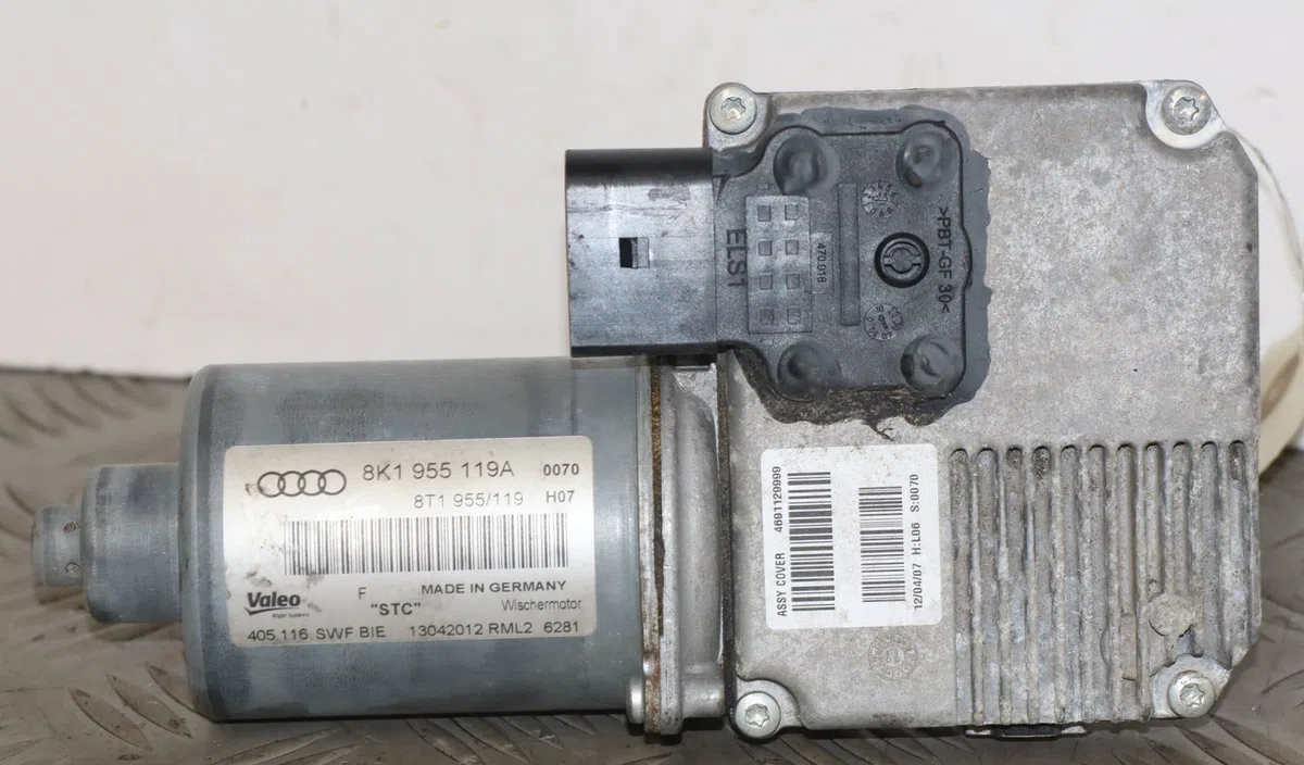 Moteur essuie-glace avant Audi A4 B8 Avant (8K5) 2.0 tdi (2008-2015) occasion