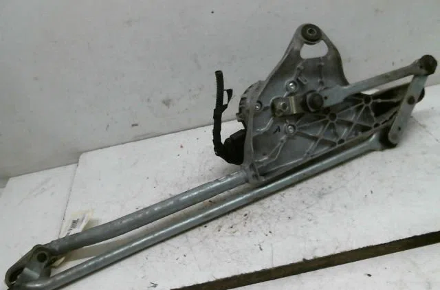 Moteur essuie-glace avant Audi A8 D3 (4E2, 4E8) 4.2 tdi quattro (2005-2005) occasion