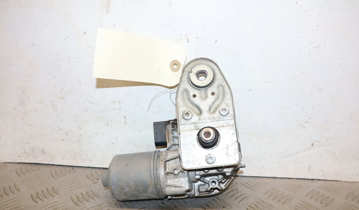 Moteur essuie-glace avant Audi Q3 (8UB, 8UG) 2.0 tdi quattro (2011-2018) occasion