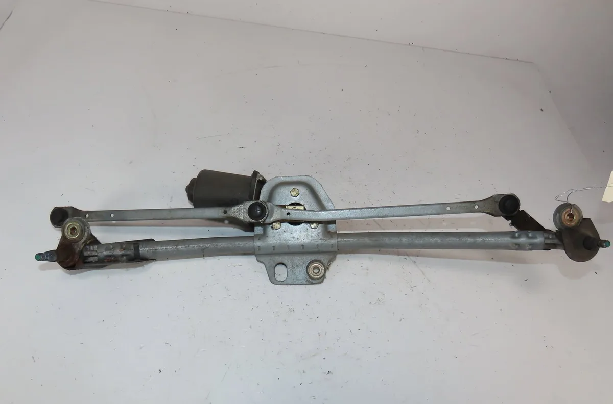 Moteur essuie-glace avant Audi TT Roadster (8N9) 1.8 t (1999-2006) occasion