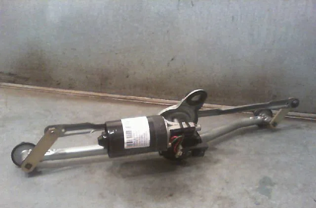 Moteur essuie-glace avant B.M.W. SERIE 3 1998 occasion