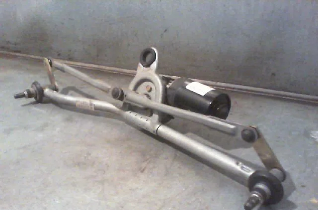 Moteur essuie-glace avant B.M.W. SERIE 3 1999 occasion