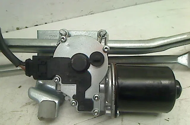 Moteur essuie-glace avant Bmw 1 (E87) 130 i (2007-2011) occasion