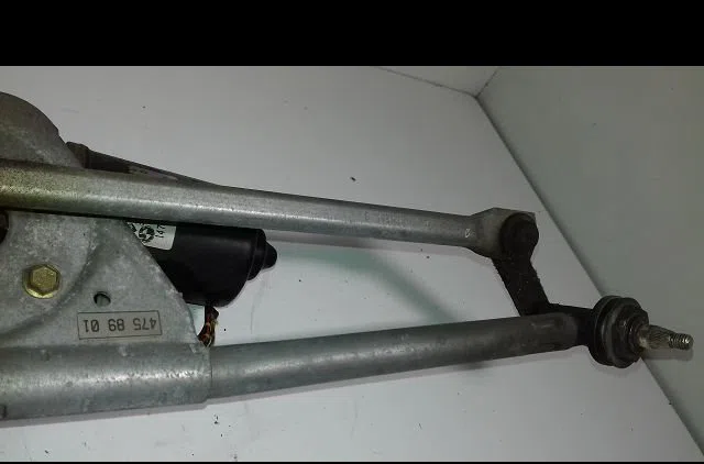 Moteur essuie-glace avant Bmw 3 Compact (E36) 316 i (1994-2000) occasion