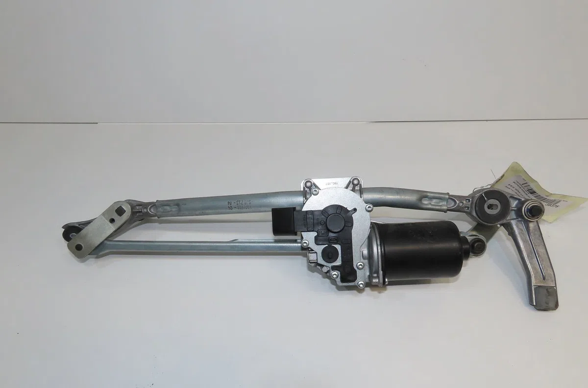 Moteur essuie-glace avant Bmw 3 (E90) 318 i (2005-2007) occasion
