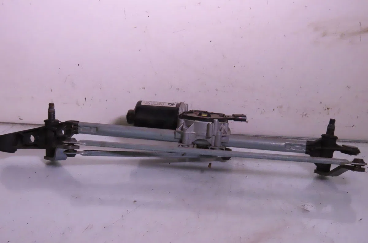 Moteur essuie-glace avant Bmw 3 Gran Turismo (F34) 320 i (2013-2016) occasion