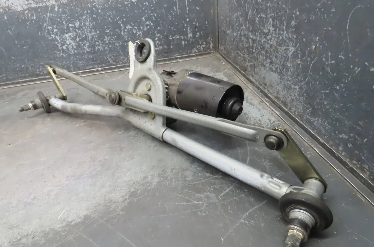 Moteur essuie-glace avant BMW SERIE 3 2000 occasion