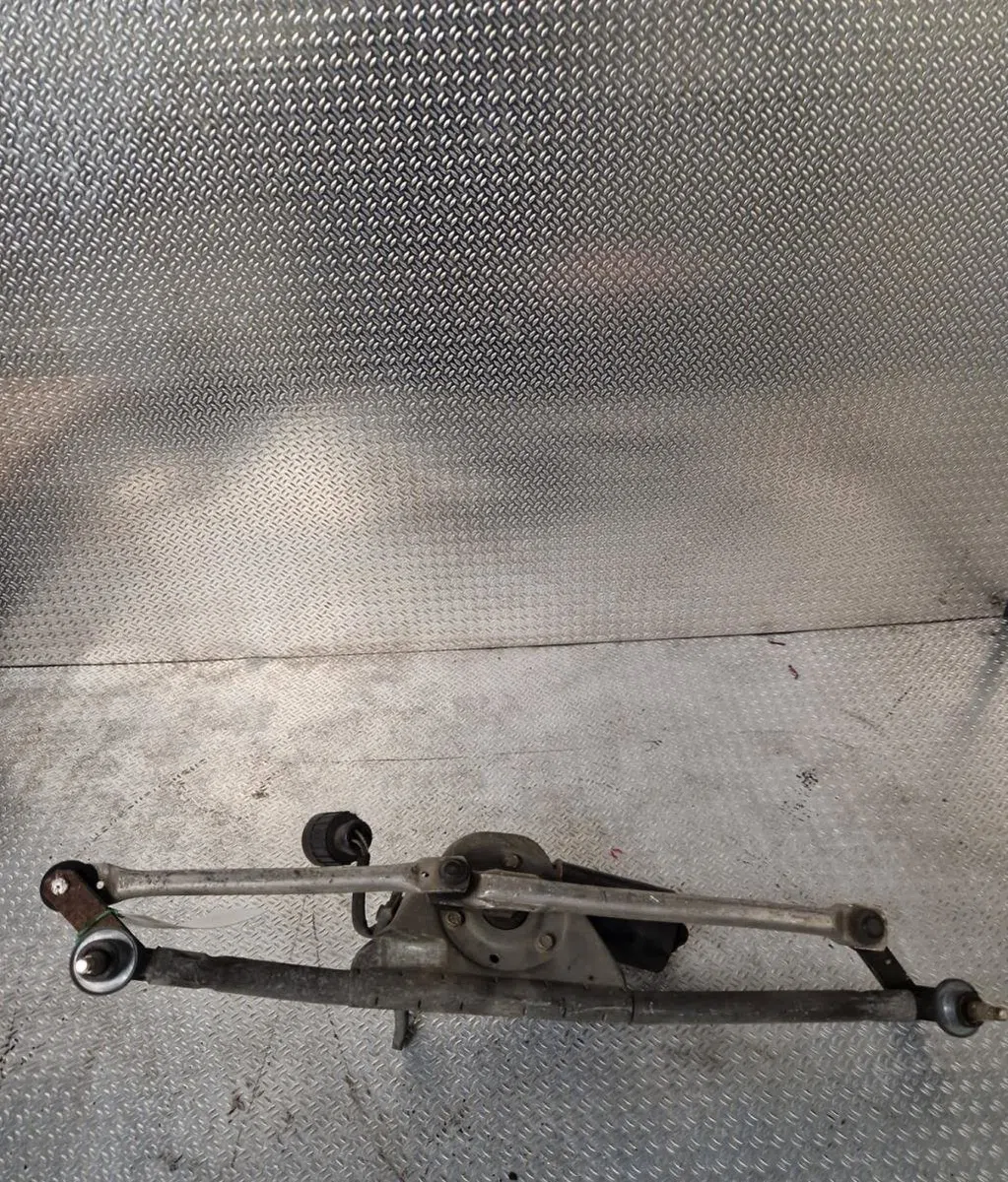 Moteur essuie-glace avant BMW SERIE 3 E36  SERIE 3 E36 occasion