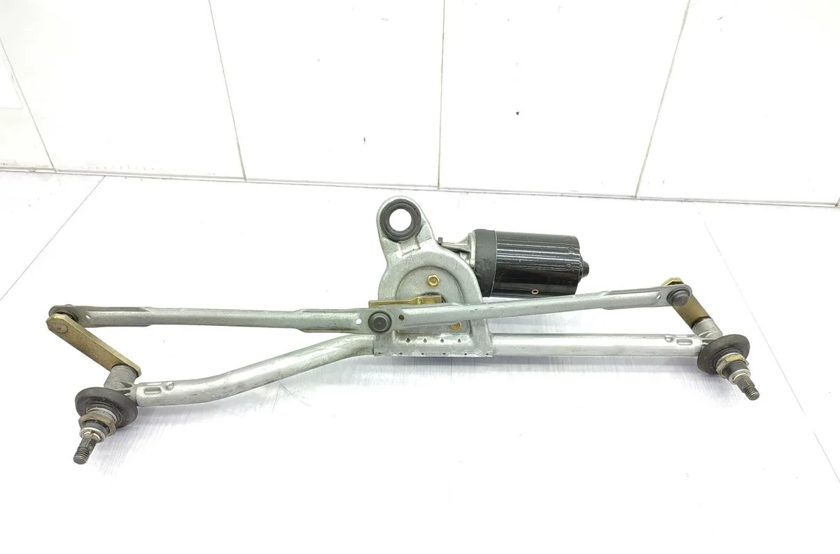Moteur essuie-glace avant BMW SERIE 3 E46 COUPE PHASE 1 occasion