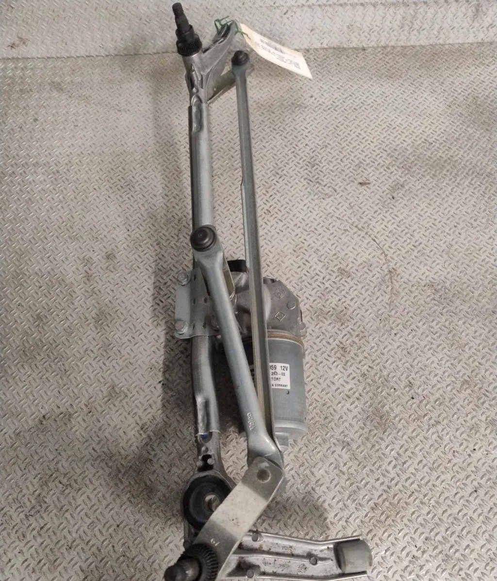 Moteur essuie-glace avant BMW SERIE 3 E91  SERIE 3 E91 TOURING PHASE 2 BREAK occasion
