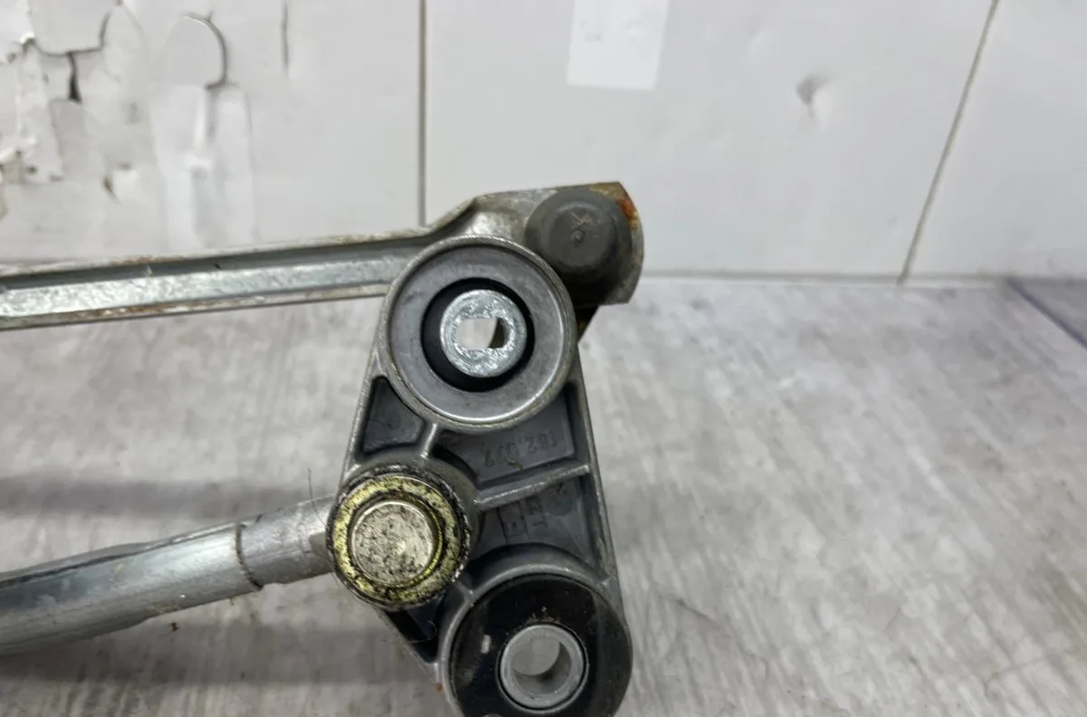 Moteur essuie-glace avant BMW SERIE 5 E39 PHASE 2 occasion