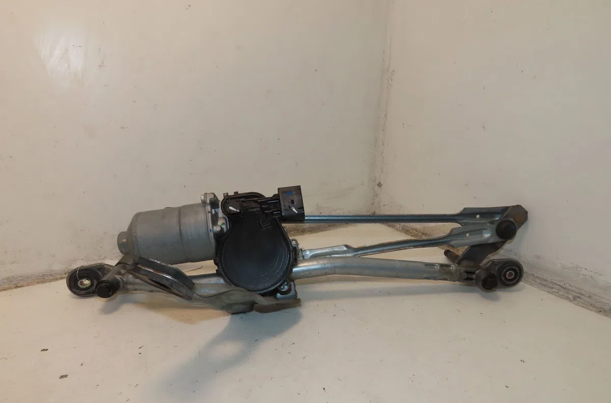 Moteur essuie-glace avant Bmw X1 (F48) Sdrive 18 d (2015) occasion
