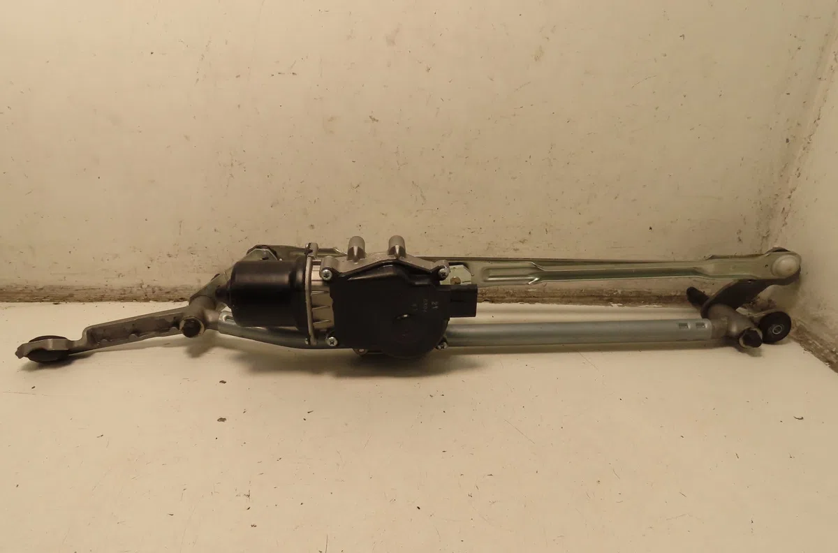 Moteur essuie-glace avant Bmw X2 (F39) Sdrive 18 d (2018) occasion