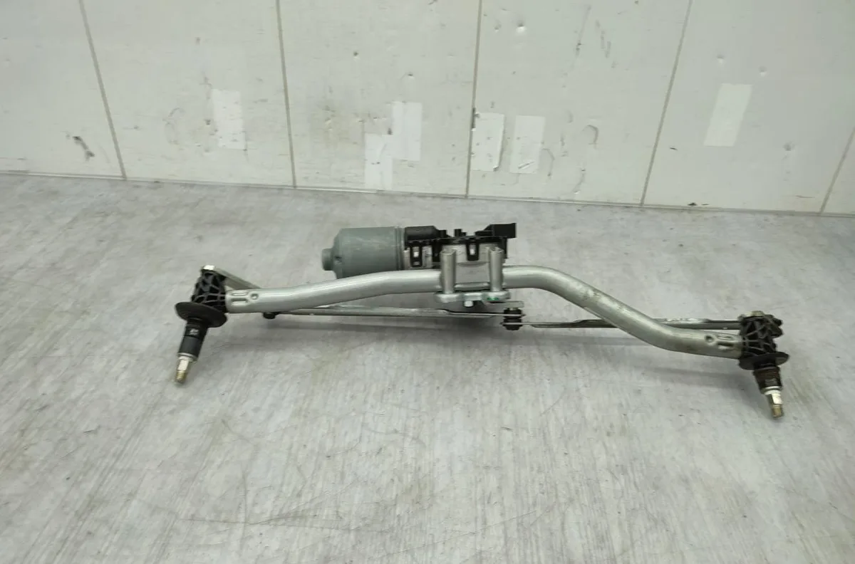Moteur essuie-glace avant BMW X3 E83 PHASE 1 occasion