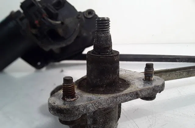 Moteur essuie-glace avant Chevrolet AVEO - KALOS 3-5 portes (T200) 1.4 16v (2003-2008) occasion