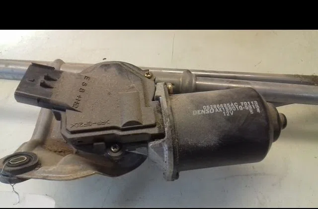 Moteur essuie-glace avant CHRYSLER PTCRUISER 2004 occasion